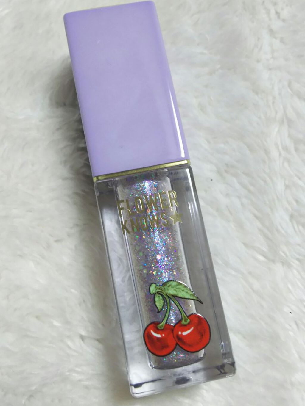 Cherry Love グリッター リキッドアイシャドウ P03 Galaxy Encounter/FlowerKnows/グリッターを使ったクチコミ（1枚目）