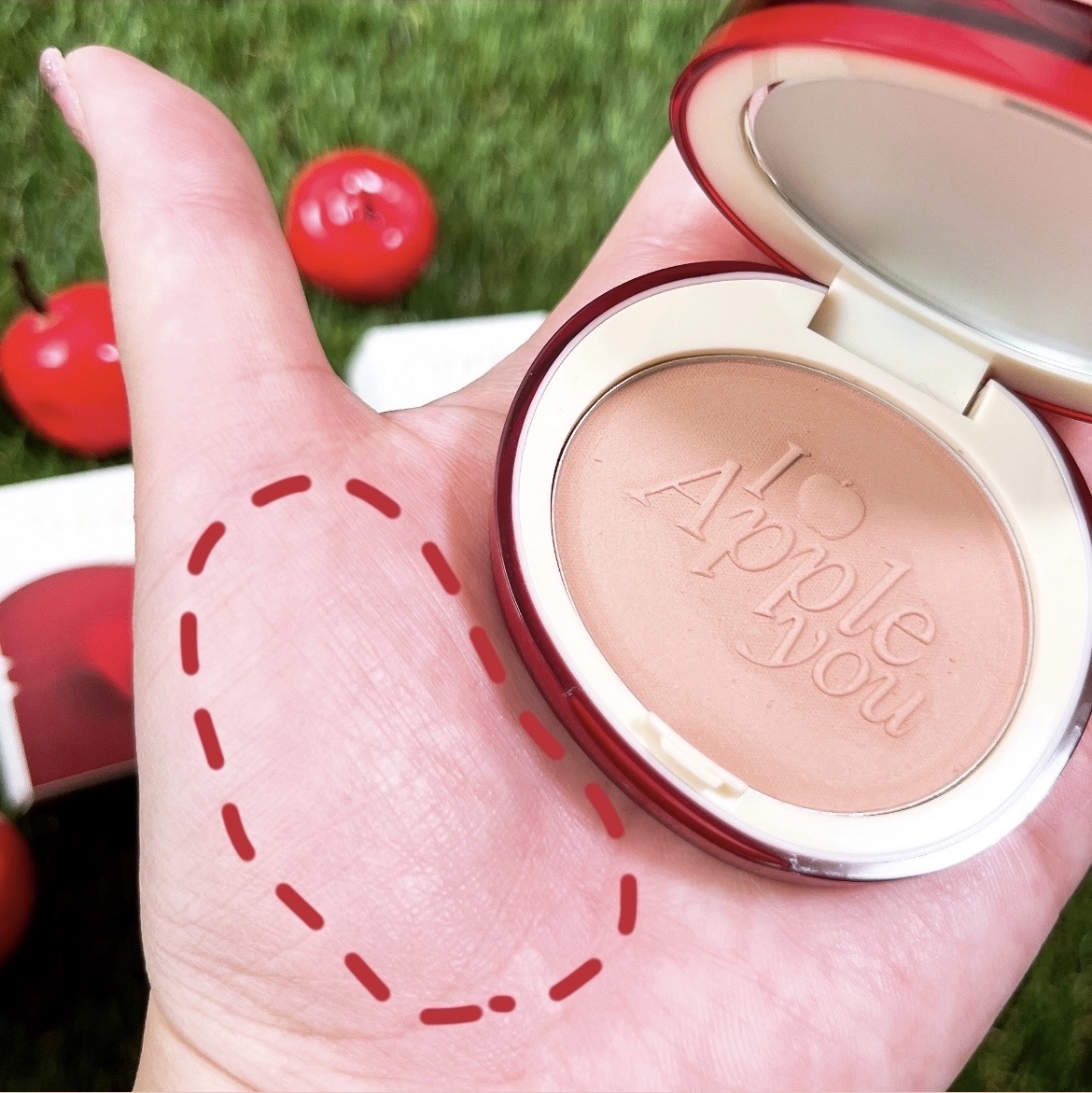 APPLE YOU ニュアンスグロウパウダー/Joocyee/パウダーチークを使ったクチコミ（3枚目）