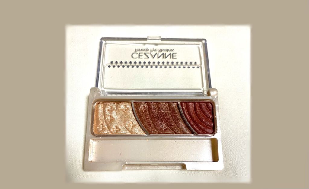 トーンアップアイシャドウ/CEZANNE/アイシャドウパレットを使ったクチコミ(3枚目)