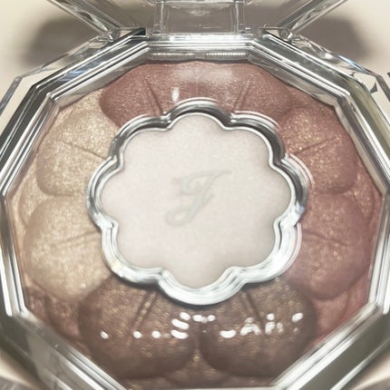 ジルスチュアート ブルームクチュール アイズ/JILL STUART/アイシャドウパレットを使ったクチコミ(1枚目)