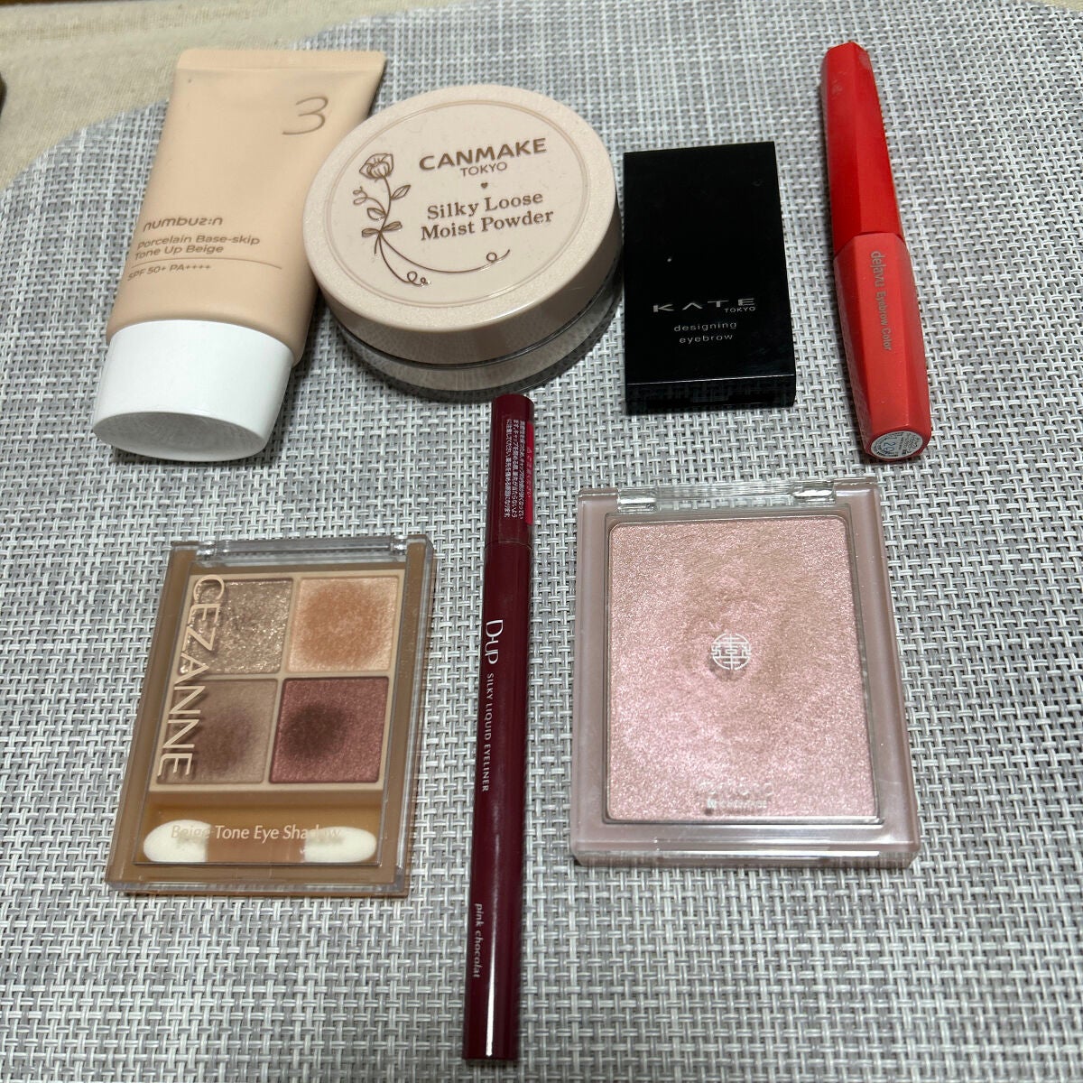 ケイト デザイニングアイブロウ3D/KATE/パウダーアイブロウを使ったクチコミ(1枚目)