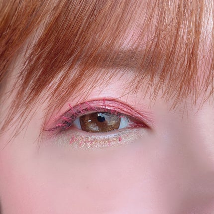 ミネラルクラッシィシャドー サンライズデュー(限定)/エトヴォス/アイシャドウパレットを使ったクチコミ(2枚目)