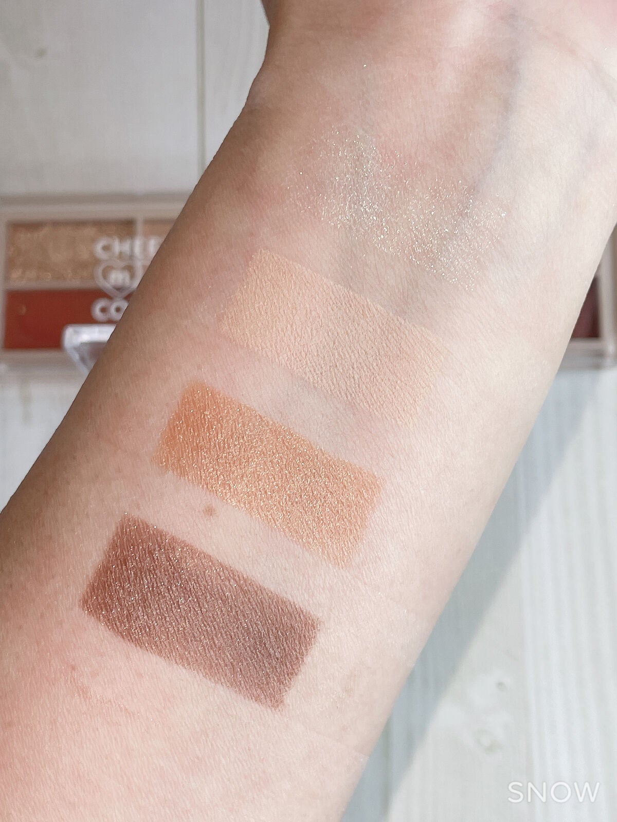 CHEER me COLOR アイシャドウ/セリア/アイシャドウパレットを使ったクチコミ(2枚目)