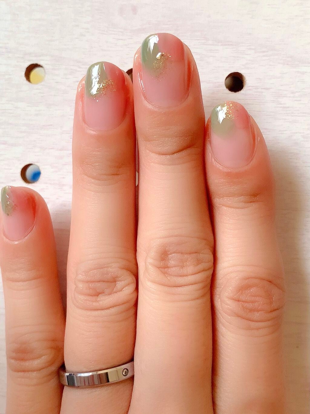 カラフルネイルズ/キャンメイク/マニキュアを使ったクチコミ(4枚目)