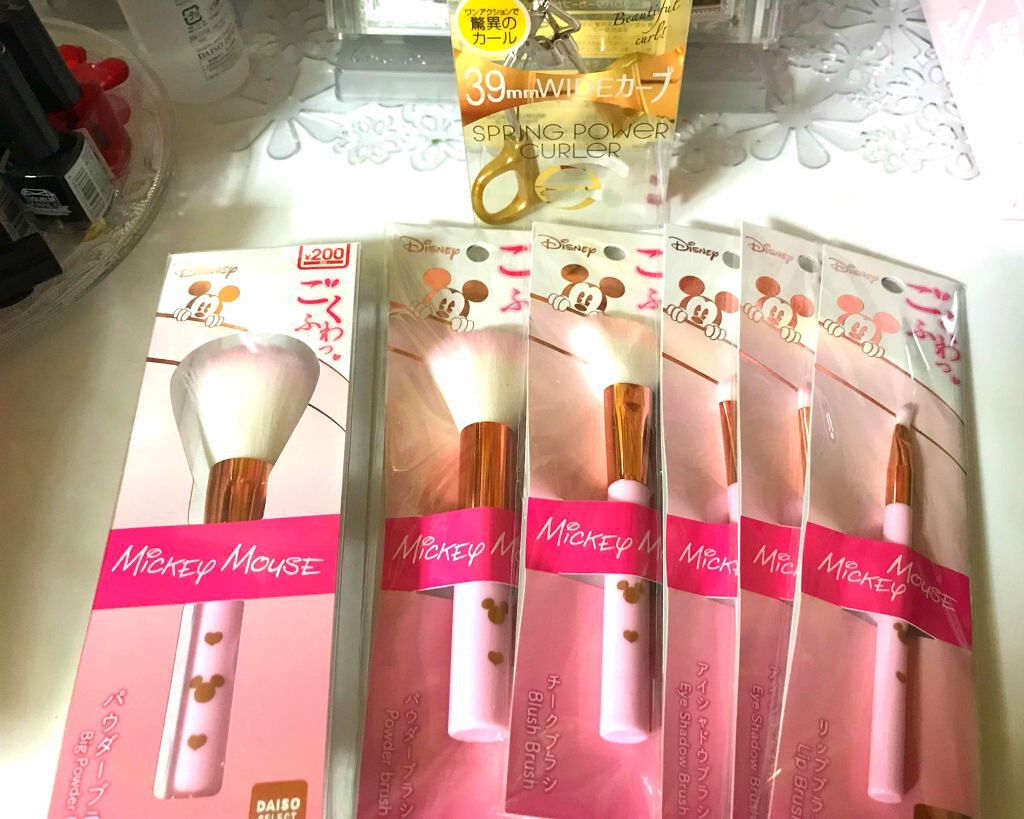ごくふわっ ミッキーブラシ/DAISO/メイクブラシを使ったクチコミ（1枚目）