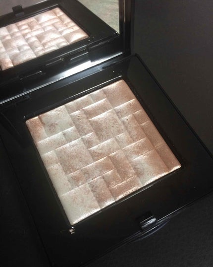 ハイライティング パウダー/BOBBI BROWN/パウダーハイライトを使ったクチコミ(2枚目)