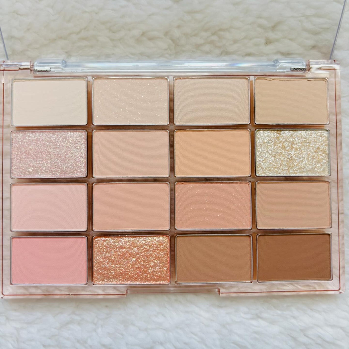 ソフトブラーリングアイパレット/wakemake/アイシャドウパレットを使ったクチコミ(5枚目)