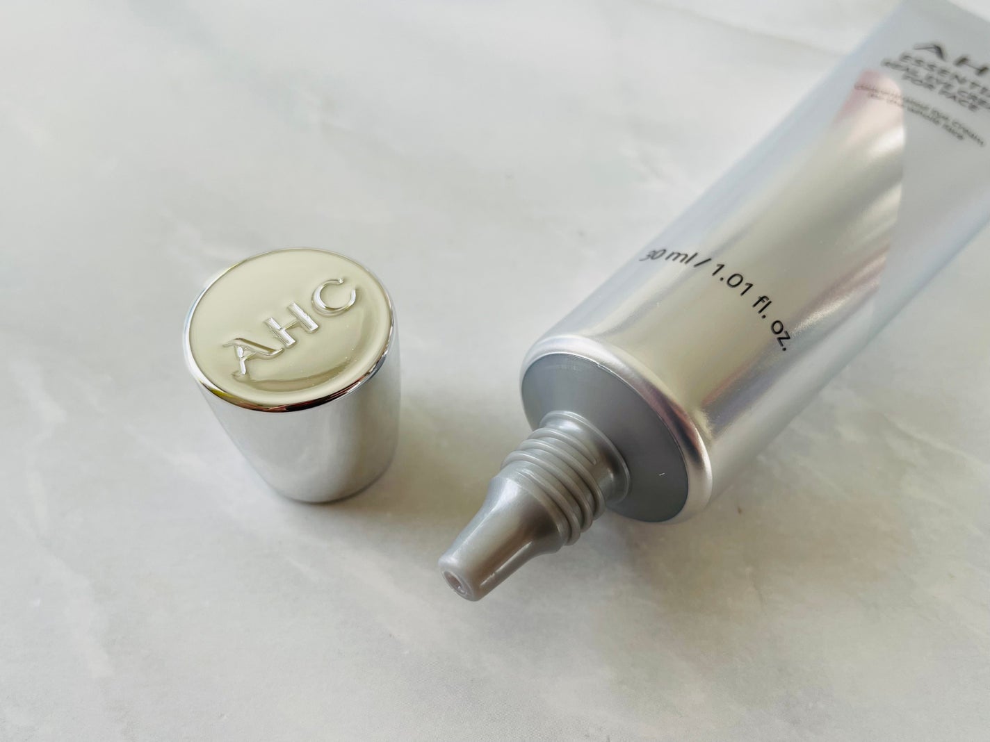 エッセンシャル リアル アイクリーム フォーフェイス/AHC/アイケア・アイクリームを使ったクチコミ(2枚目)