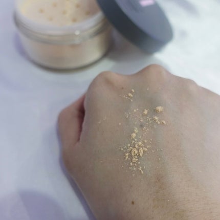 フィニッシングパウダー マット/チャコット・コスメティクス/ルースパウダーを使ったクチコミ(3枚目)