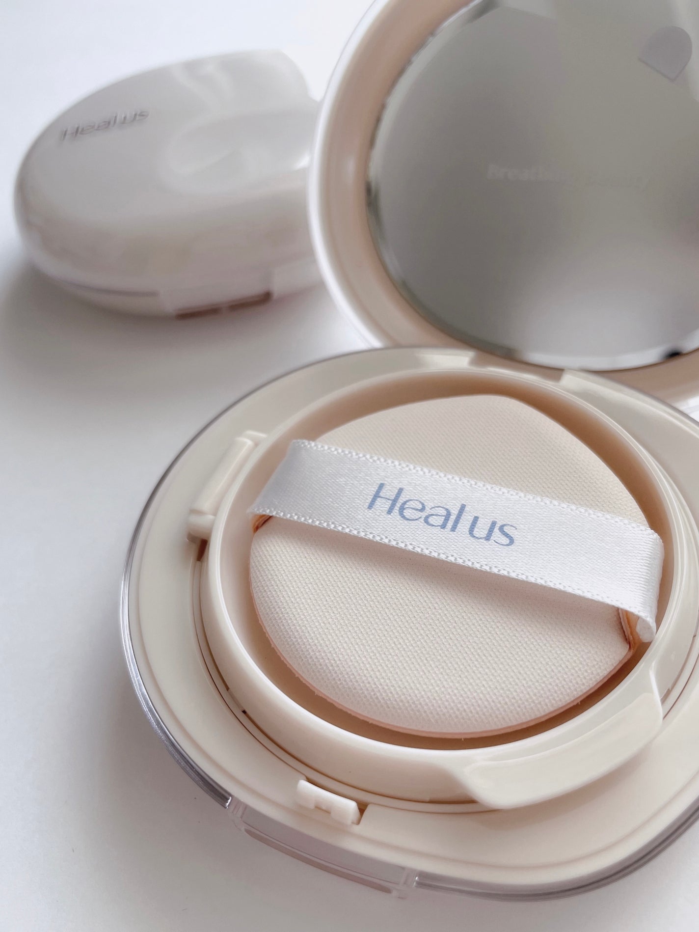 ブリージンググロークッション/Healus/クッションファンデーションを使ったクチコミ(1枚目)