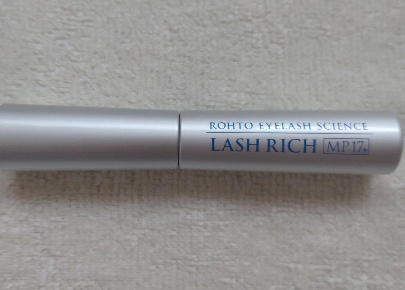 ラッシュリッチアイラッシュセラム/ロート製薬/まつげ美容液を使ったクチコミ(2枚目)