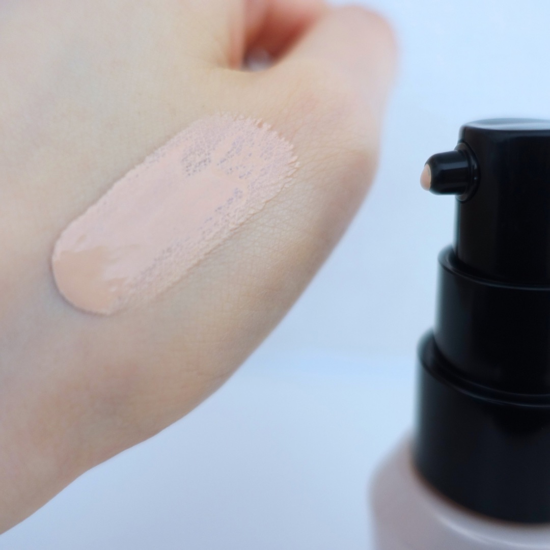 ドラマティックエッセンスリキッド/マキアージュ/リキッドファンデーションを使ったクチコミ（2枚目）