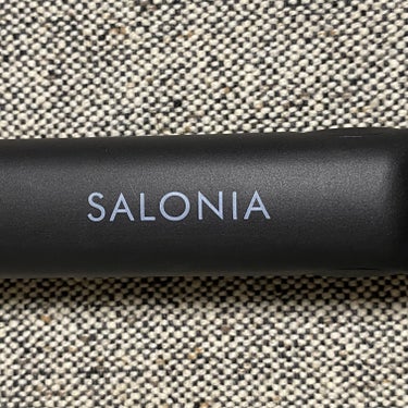SALONIA SALONIA ストレートアイロンのクチコミ「SALONIA
HAIR STRAIGHTENER SL-0045
MAX 230 °C WO.....」（2枚目）