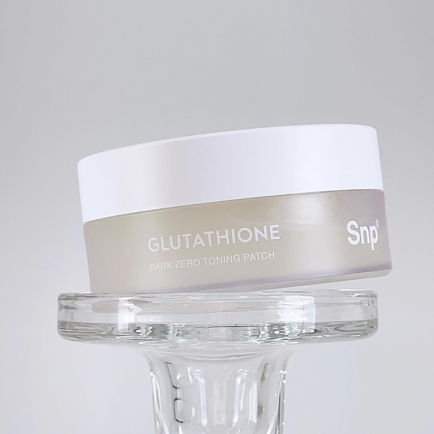 グルタチオンダークゼロトーニングパッチ/SNP/アイケア・アイクリームを使ったクチコミ(2枚目)