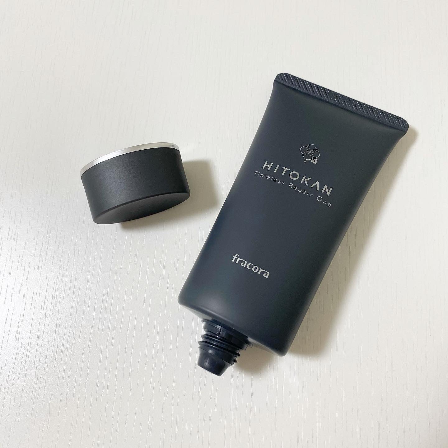 HITOKAN タイムレスリペアワンGR/fracora/オールインワン化粧品を使ったクチコミ（2枚目）