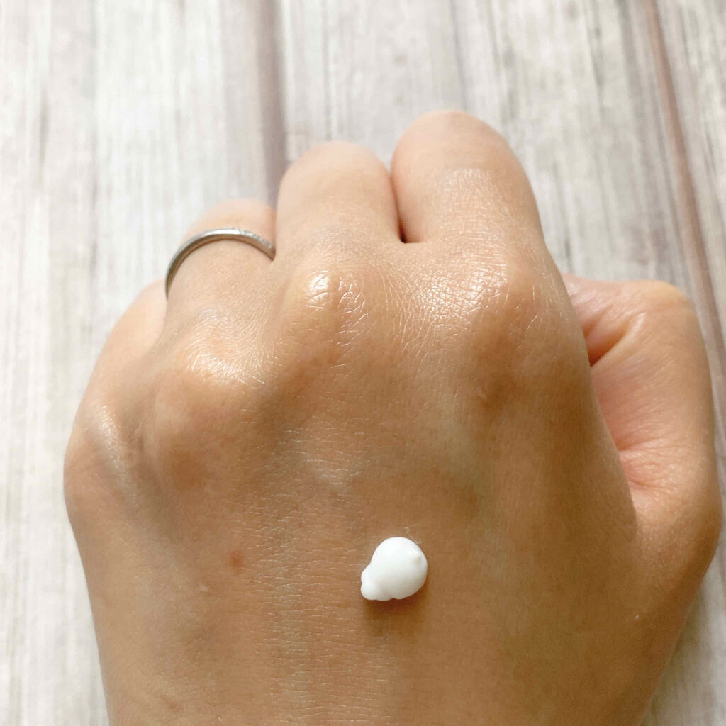 バイタライジングリンクルクリーム/エトヴォス/アイケア・アイクリームを使ったクチコミ（2枚目）