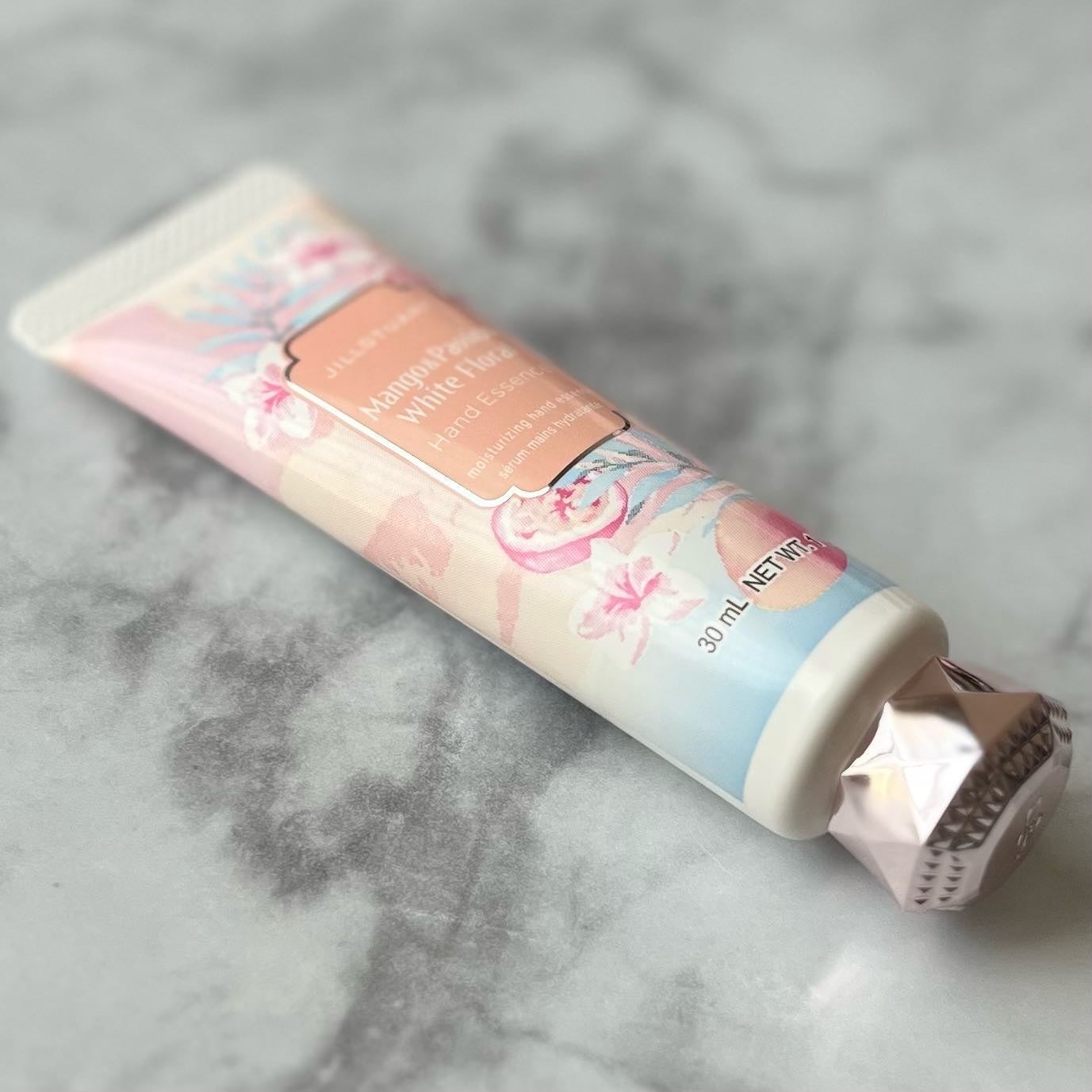 ハンドエッセンス マンゴー&パッション ホワイトフローラル/JILL STUART/ハンドクリームを使ったクチコミ(7枚目)