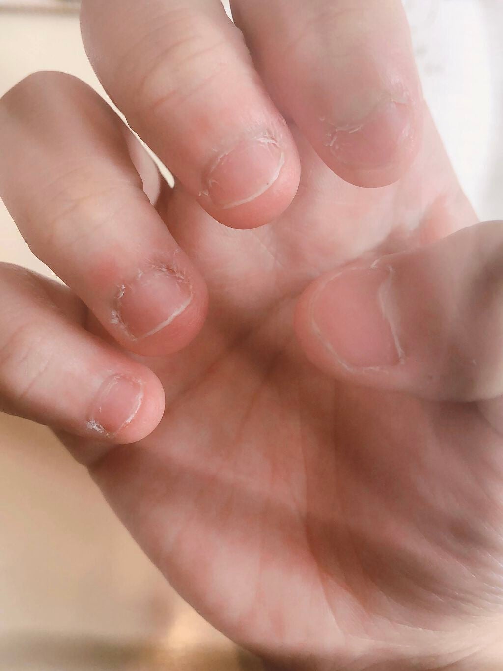 ビューティーチャージ ナイトスペリア/アトリックス/ハンドクリームを使ったクチコミ(2枚目)