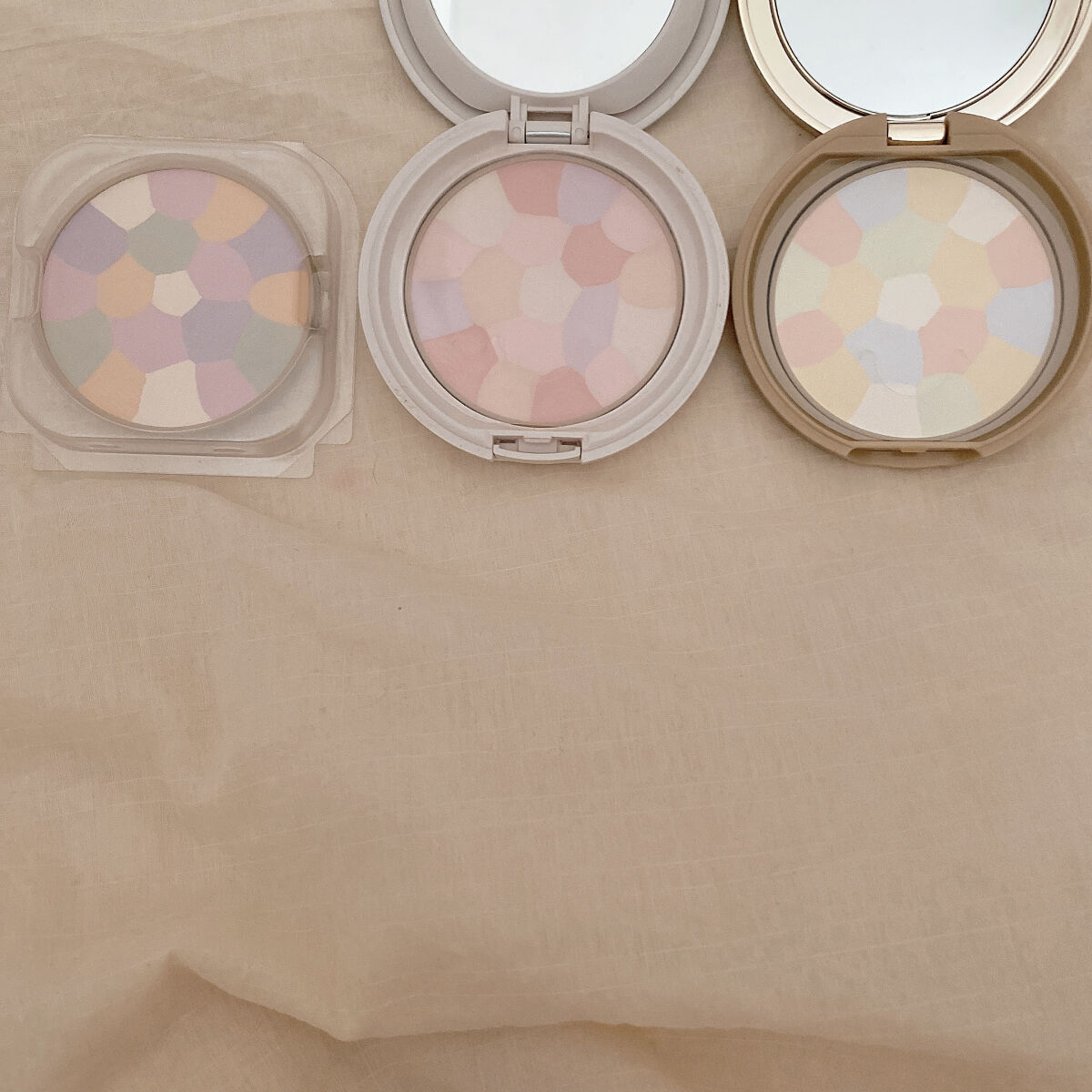 マシュマロフィニッシュパウダー　～Abloom～/キャンメイク/プレストパウダーを使ったクチコミ（2枚目）