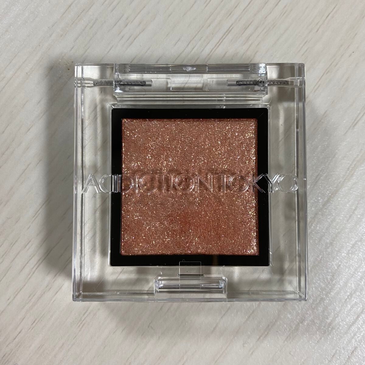 アディクション ザ アイシャドウ スパークル/ADDICTION/単色アイシャドウを使ったクチコミ(4枚目)