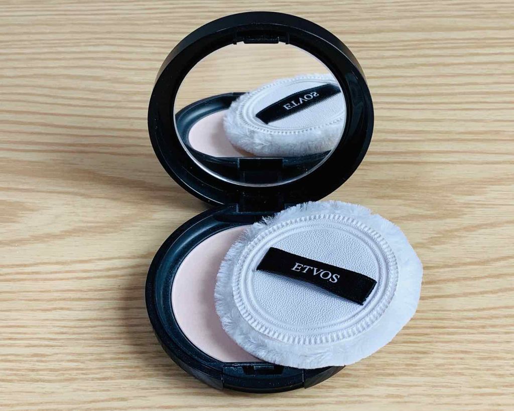 ミネラルシルキーベール/エトヴォス/プレストパウダーを使ったクチコミ(2枚目)