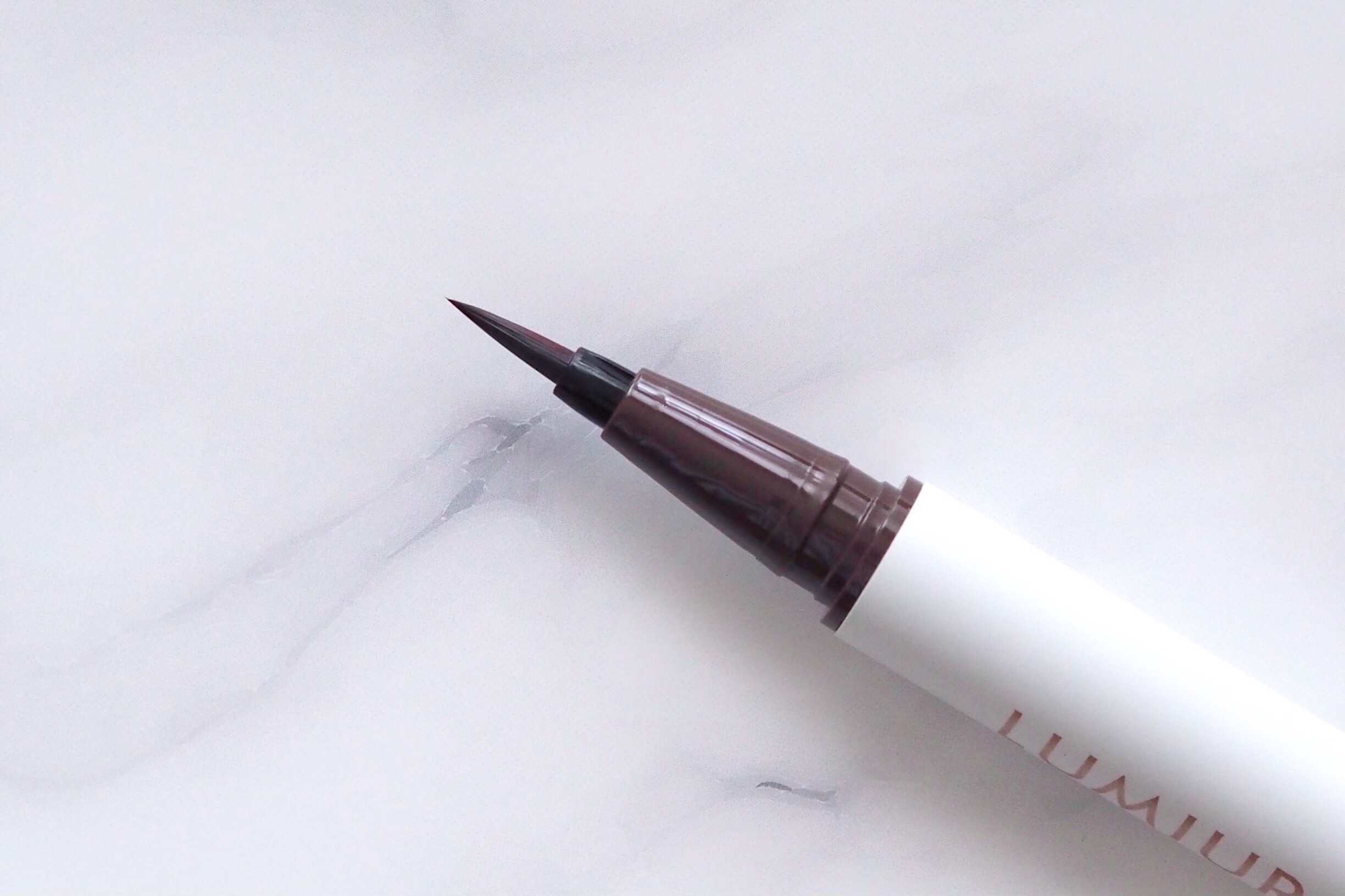 ベルベットライナー/LUMIURGLAS/リキッドアイライナーを使ったクチコミ（3枚目）