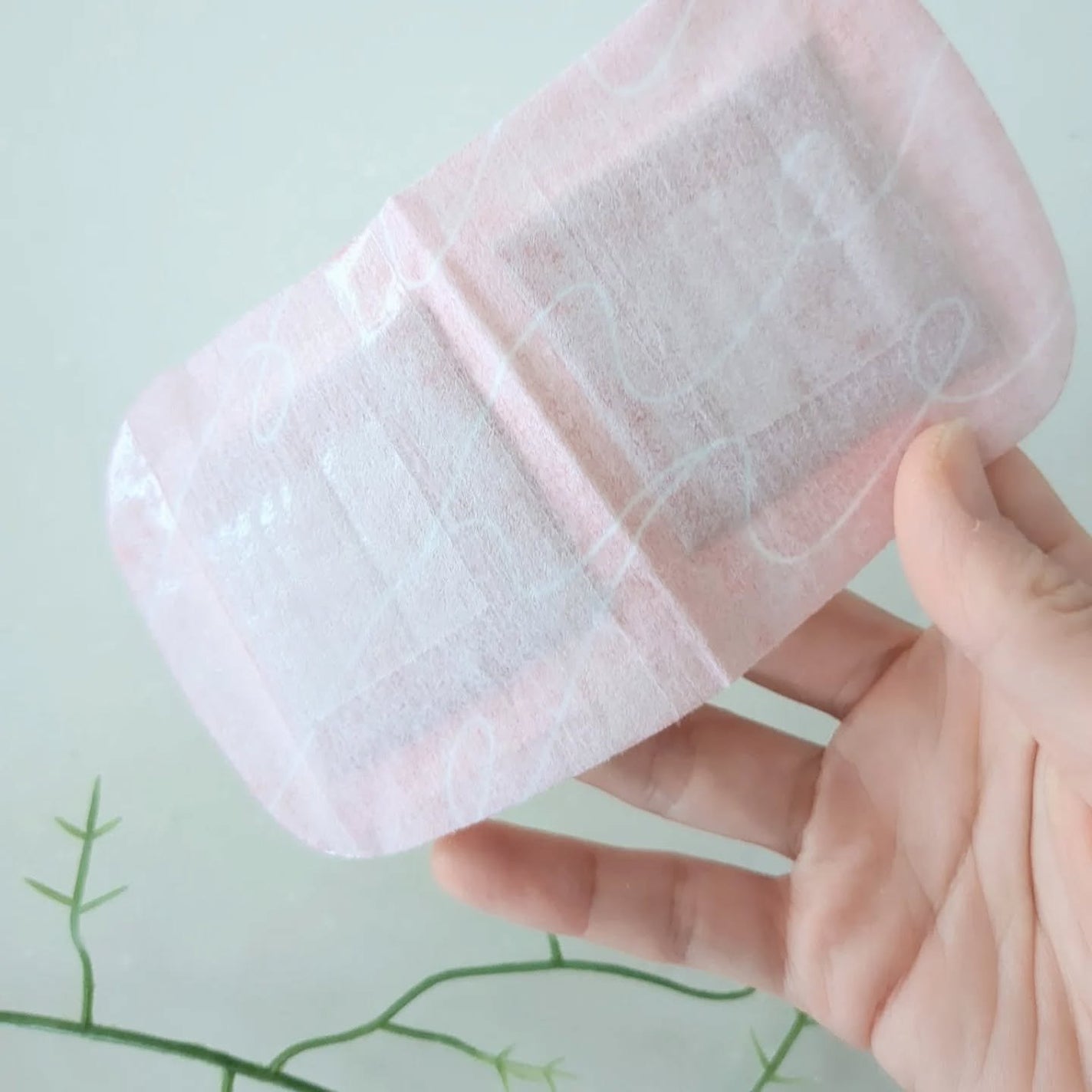 蒸気の温熱シート 下着の内側面に貼るタイプ/めぐりズム/その他を使ったクチコミ(5枚目)