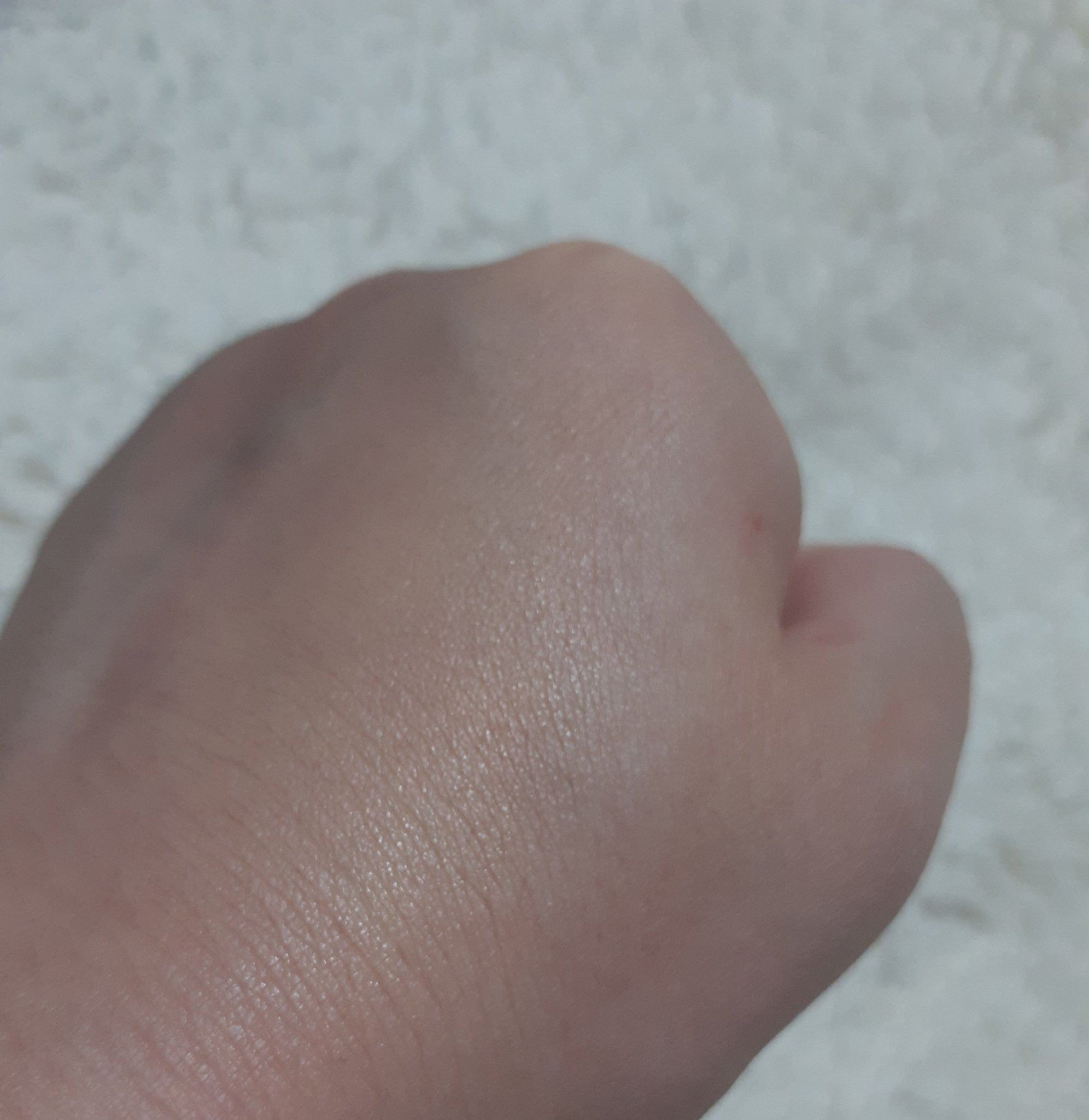 ファウンクリーム 01 ライトオークル/キスミー フェルム/リキッドファンデーションを使ったクチコミ（3枚目）