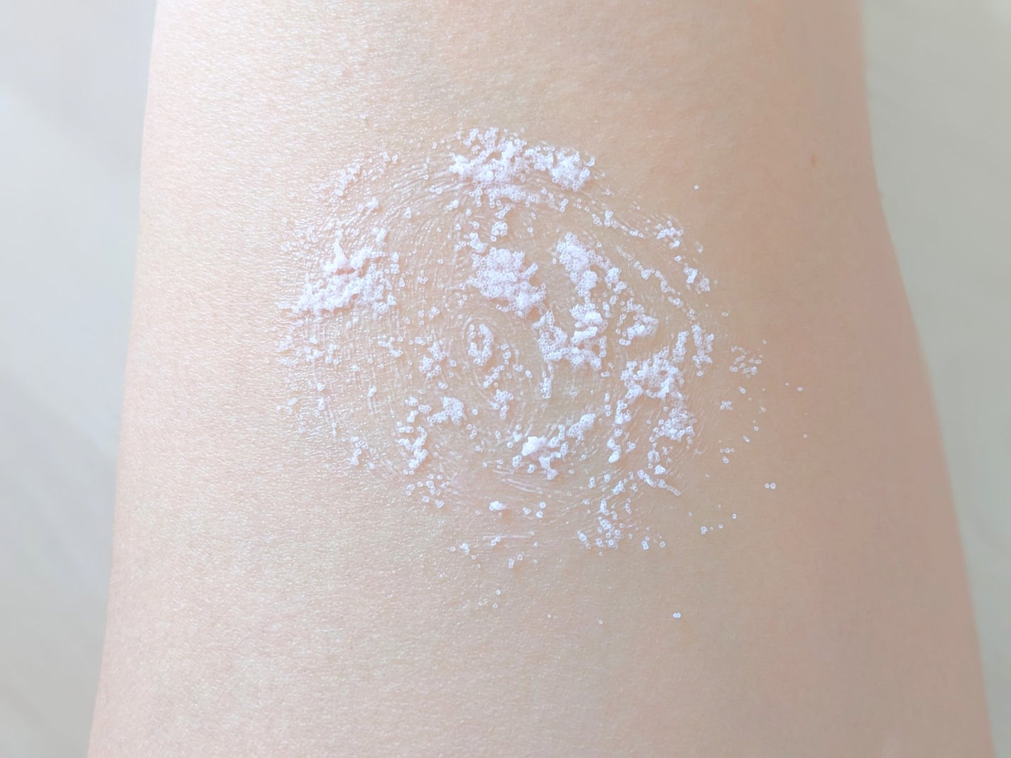 Q+Me スウィート ボム タラソ スクラブ/AGARISM/バスト・ヒップケアを使ったクチコミ(4枚目)