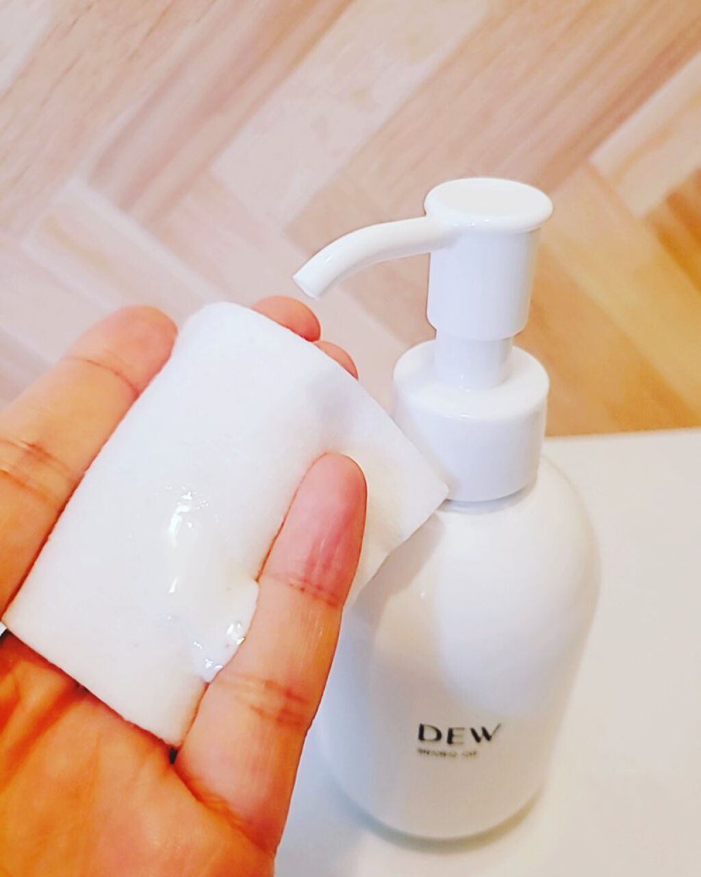 白色オイル/DEW/美容液を使ったクチコミ(4枚目)