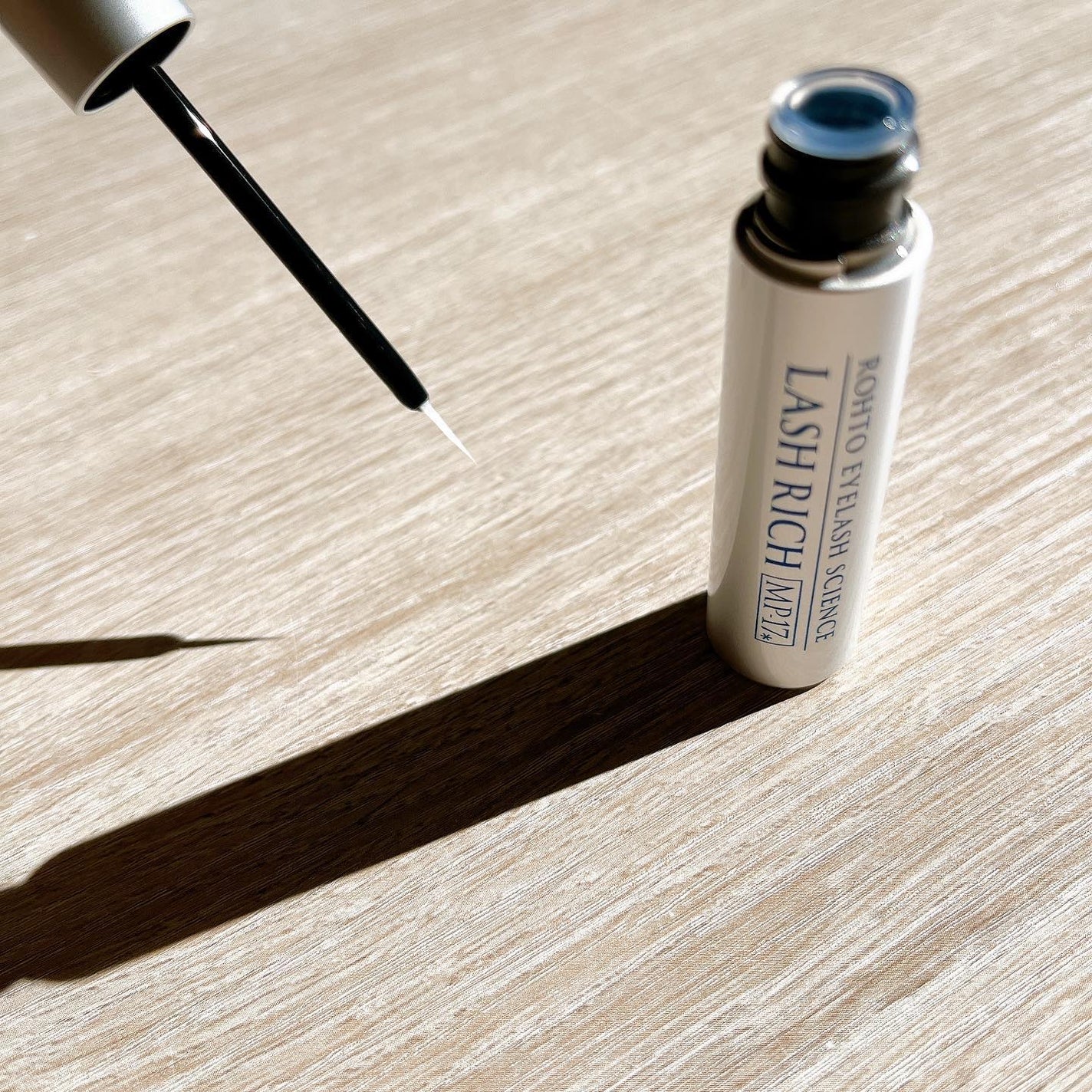 ラッシュリッチアイラッシュセラム/ロート製薬/まつげ美容液を使ったクチコミ(2枚目)