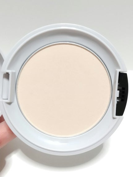 エアリータッチ アドシールドパウダー/クラブ/プレストパウダーを使ったクチコミ(4枚目)