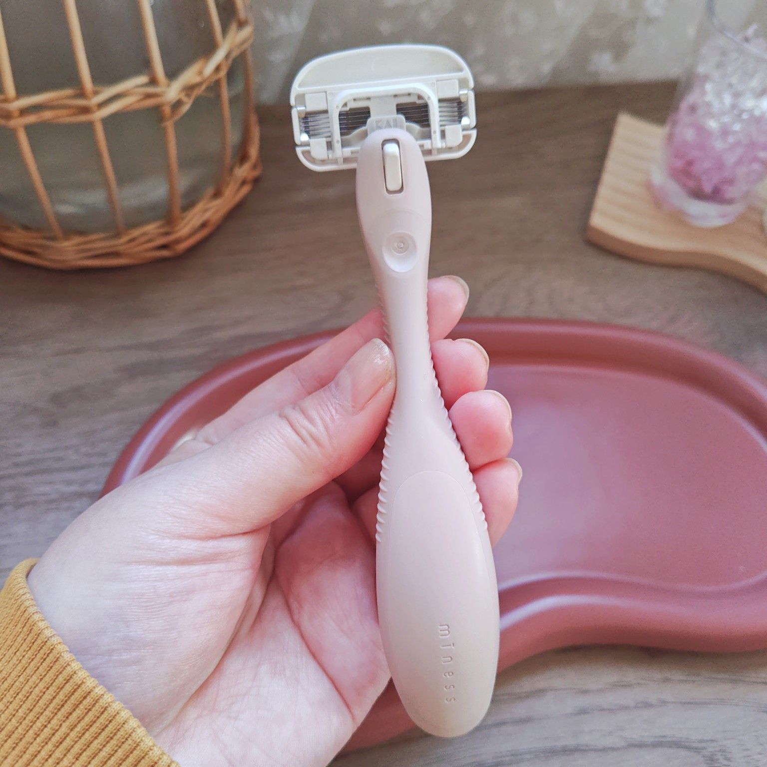 miness ボディ用カミソリ 替刃2個付/貝印/シェーバーを使ったクチコミ（3枚目）