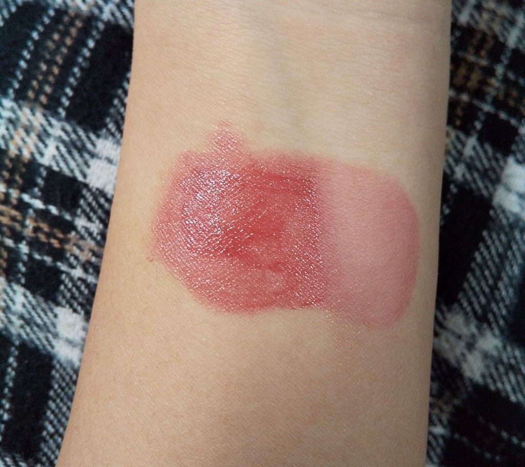 ジューシーラスティングティント/rom&nd/リップティントを使ったクチコミ(2枚目)