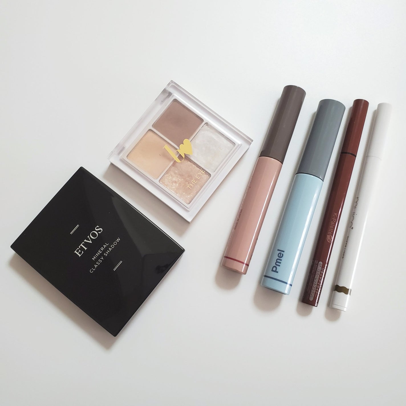 ミネラルクラッシィシャドー/エトヴォス/アイシャドウパレットを使ったクチコミ(3枚目)