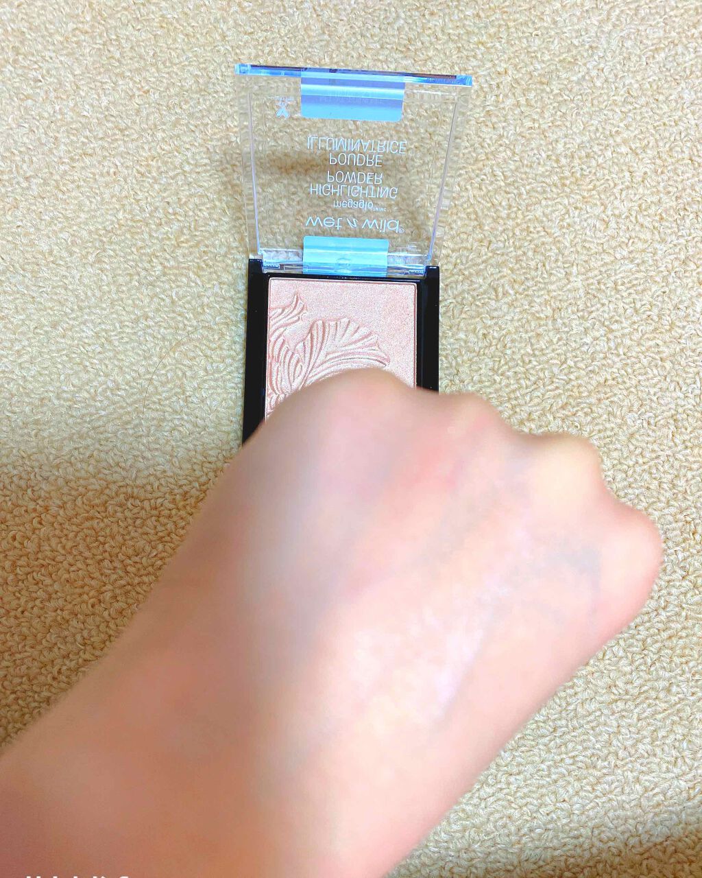 MegaGlo Highlighting Powder/wet 'n' wild/パウダーハイライトを使ったクチコミ(1枚目)