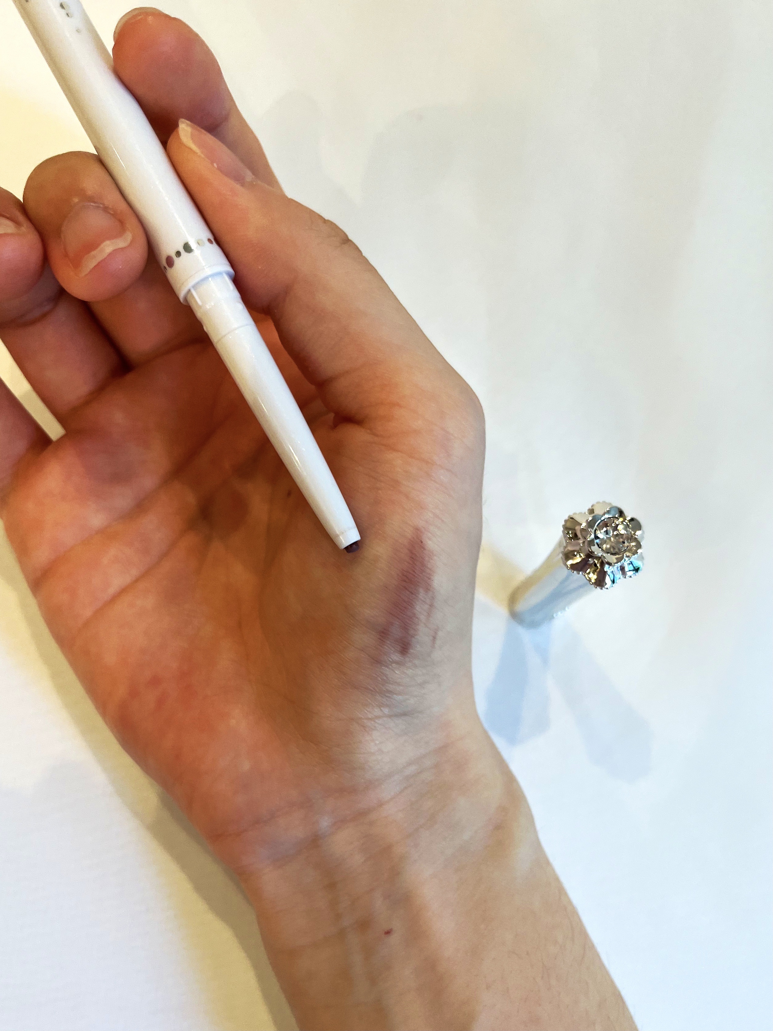 エアリーステイ ブロウライナー 08 ruby cocoa/JILL STUART/アイブロウペンシルを使ったクチコミ（2枚目）