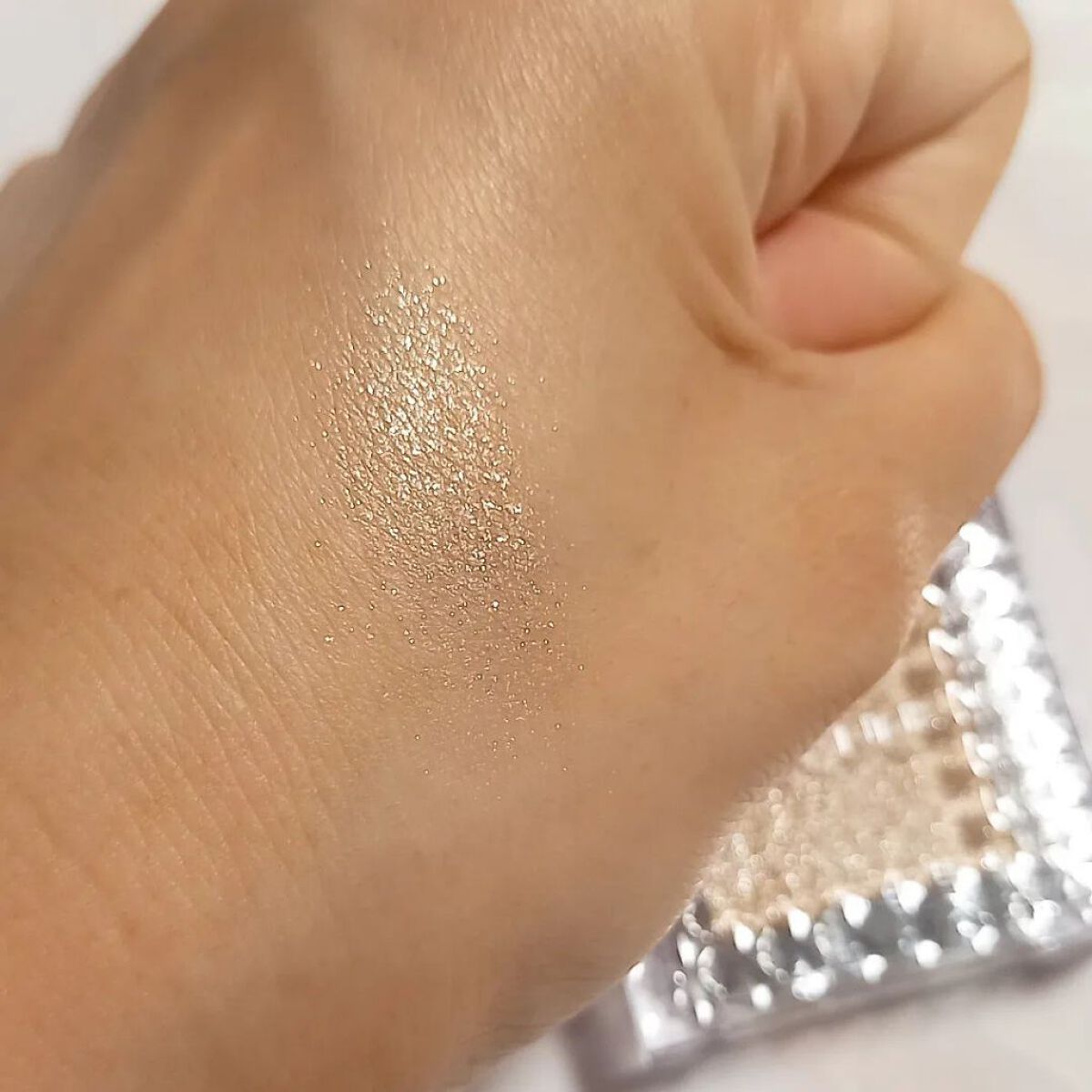 シングルカラーアイシャドウ/CEZANNE/単色アイシャドウを使ったクチコミ（3枚目）