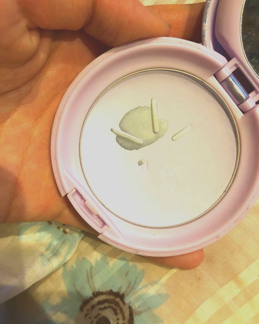 パラソーラ イルミスキン フェイスパウダー UV/ナリスアップ/プレストパウダーを使ったクチコミ（2枚目）