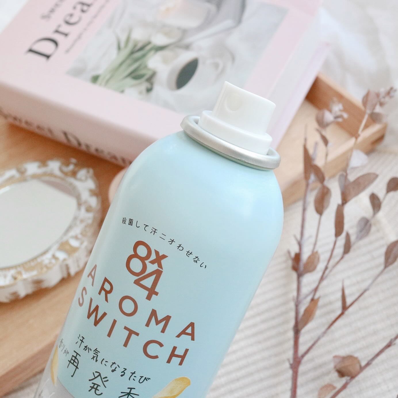 8x4 アロマスイッチ スプレー アイランドブロッサムの香り/８ｘ４/デオドラント・制汗剤を使ったクチコミ（3枚目）