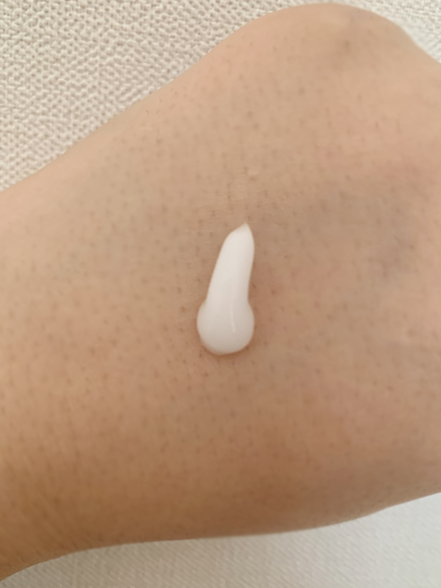 ワンダーハニー とろとろハンドクリーム キンモクセイ＆ティー/VECUA Honey/ハンドクリームを使ったクチコミ（2枚目）