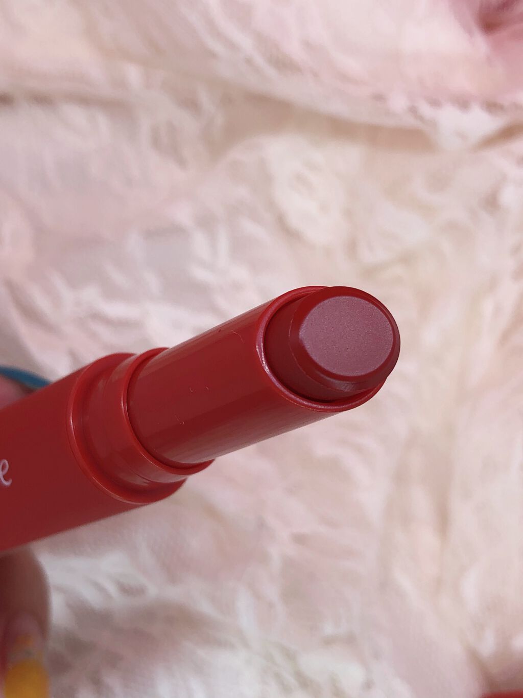 ビビッドコットン スティック/innisfree/口紅を使ったクチコミ（3枚目）