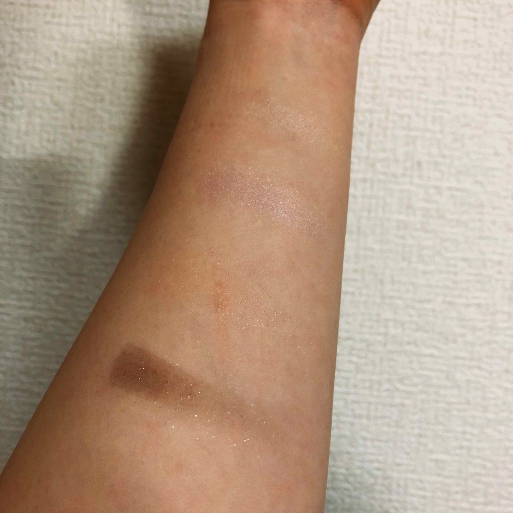 4カラーアイパレット/THE BODY SHOP/アイシャドウパレットを使ったクチコミ(2枚目)