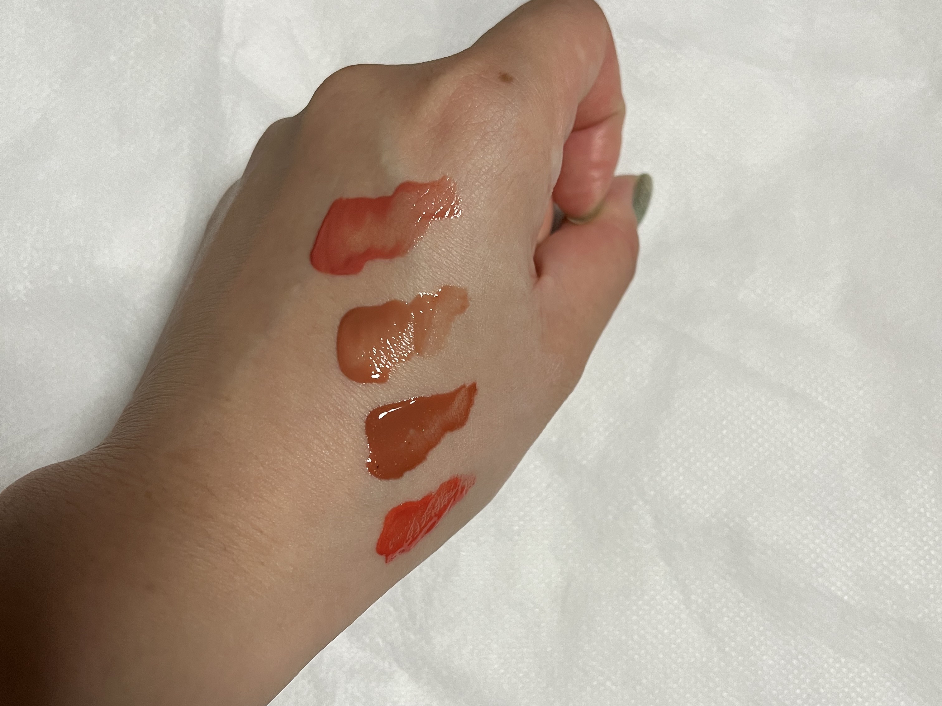 ジューシーラスティングティント/rom&nd/リップティントを使ったクチコミ（3枚目）