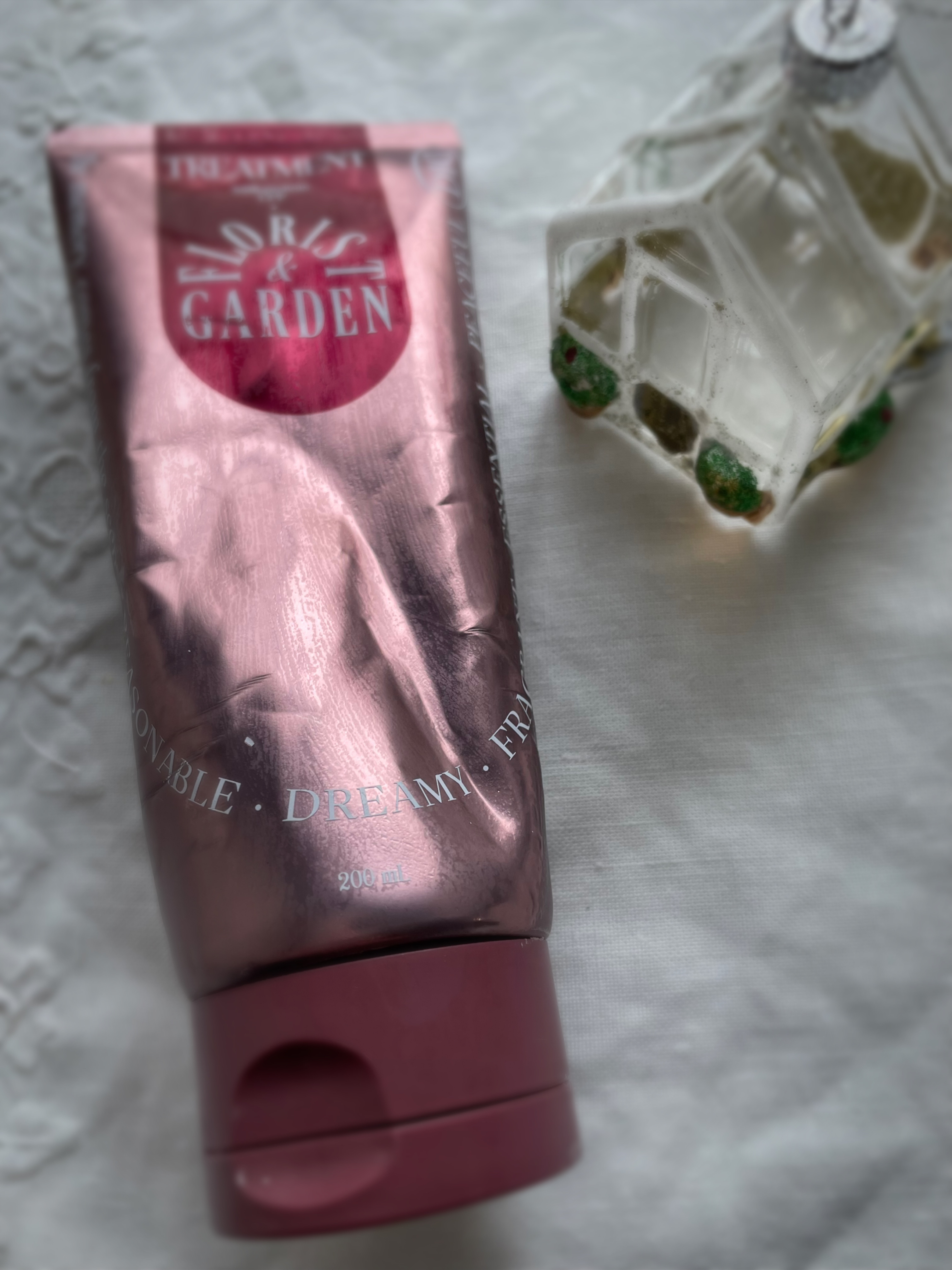 ミルクプロテインLPPトリートメントパックフローリストガーデン/odiD/洗い流すヘアトリートメントを使ったクチコミ（1枚目）