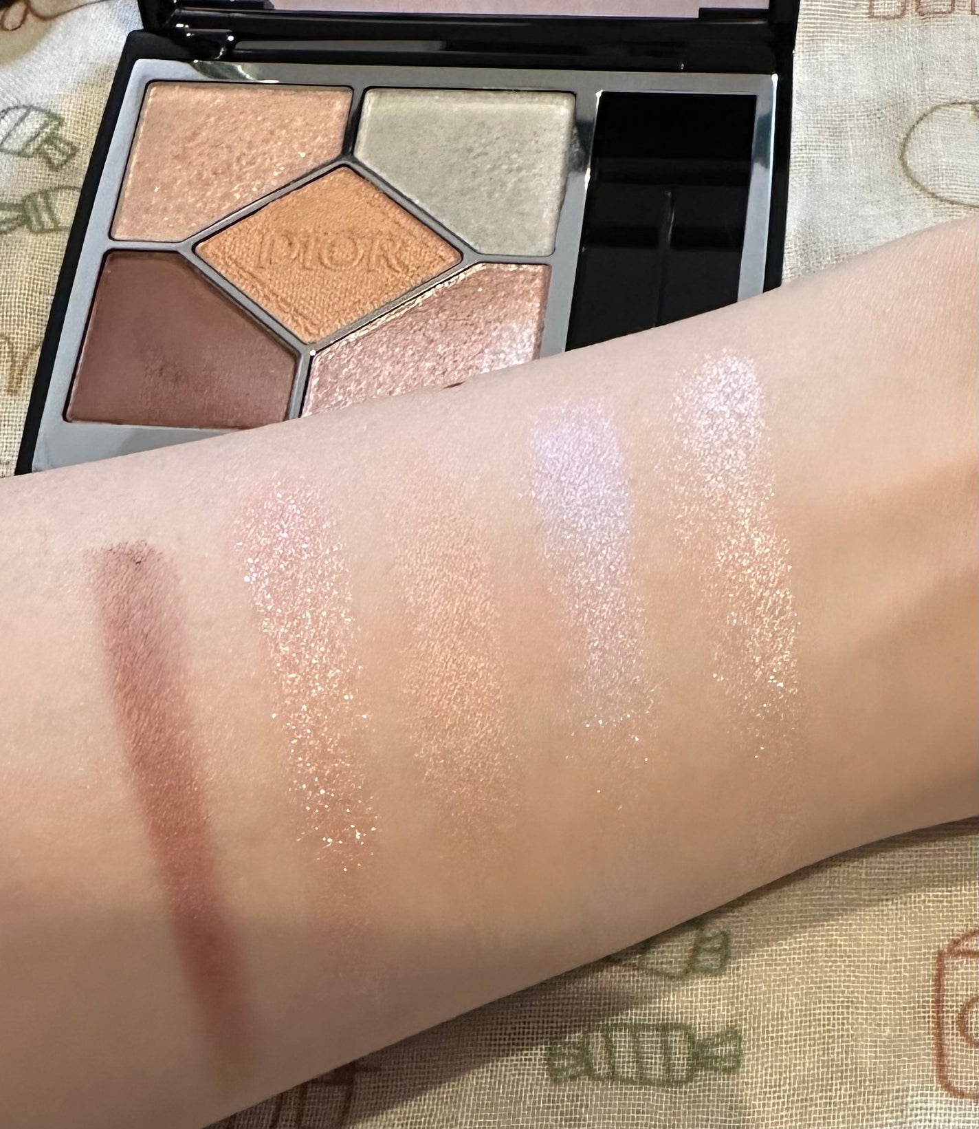 ディオールショウ サンク クルール/Dior/アイシャドウを使ったクチコミ(8枚目)