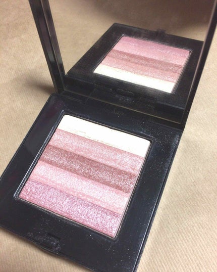 シマーブリック/BOBBI BROWN/パウダーチークを使ったクチコミ(1枚目)