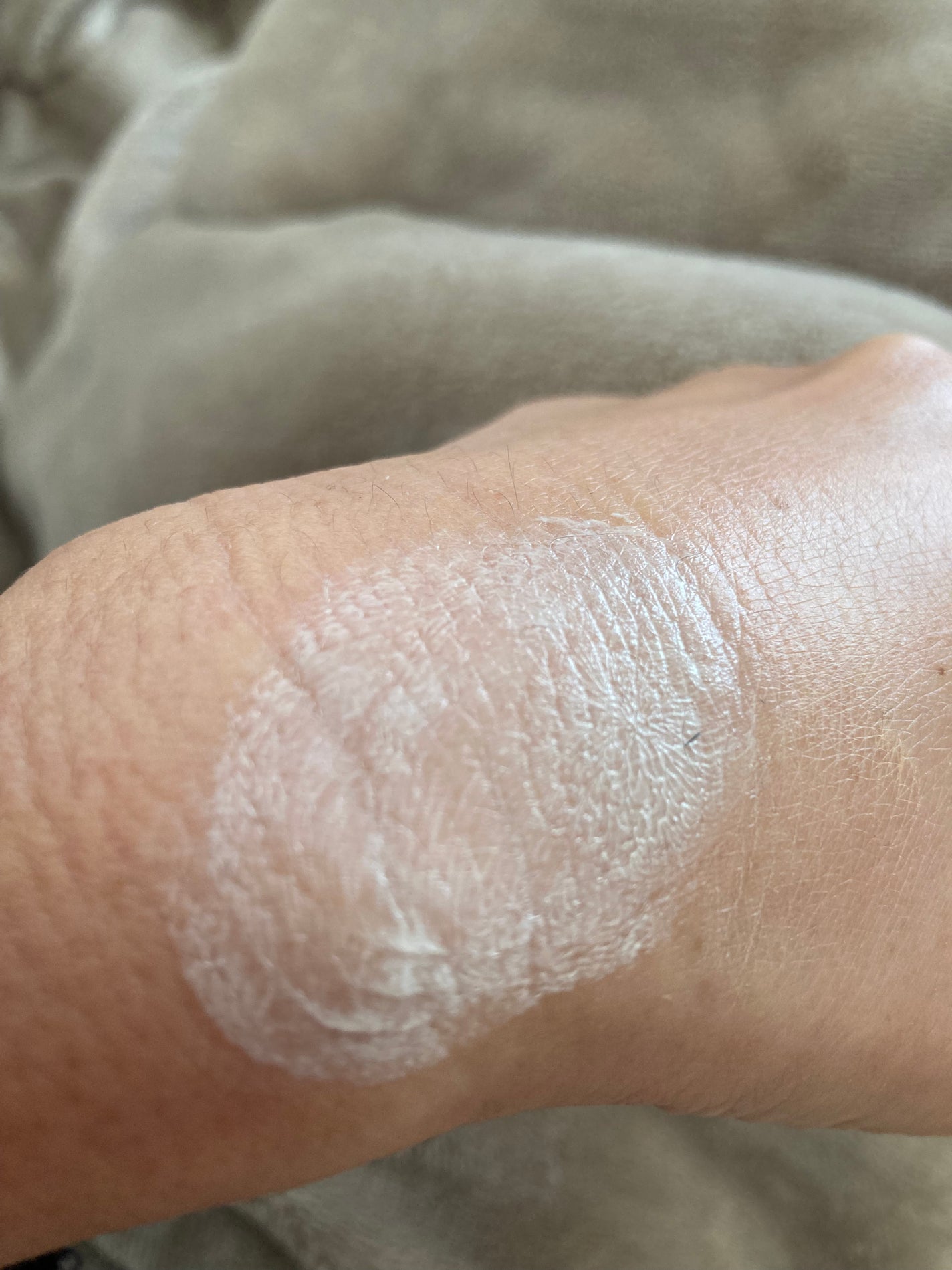 タンイドル ウルトラ ウェア リキッド/LANCOME/リキッドファンデーションを使ったクチコミ(4枚目)