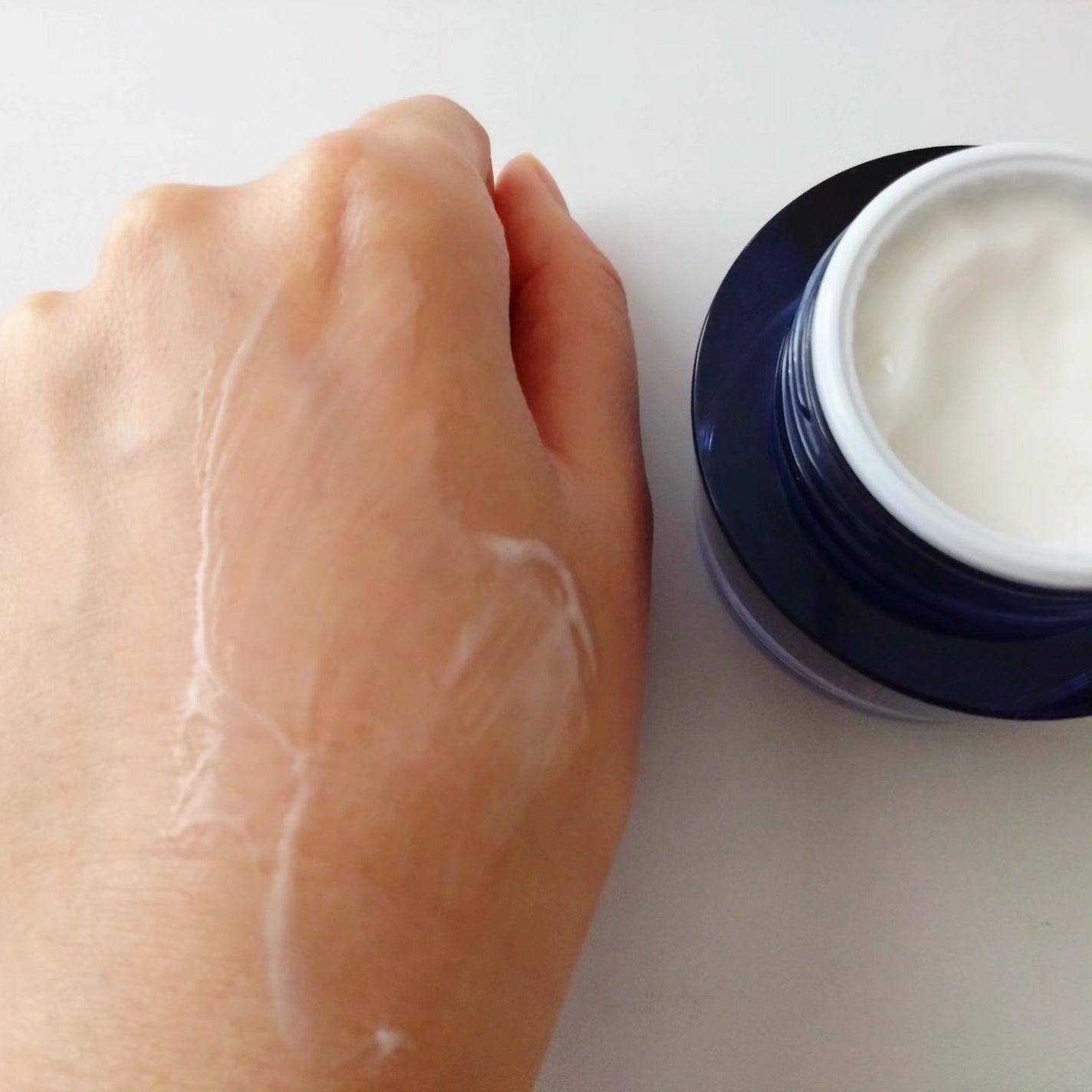 リンクル&ホワイト オールインワンクリーム/ODELIA/オールインワン化粧品を使ったクチコミ(4枚目)