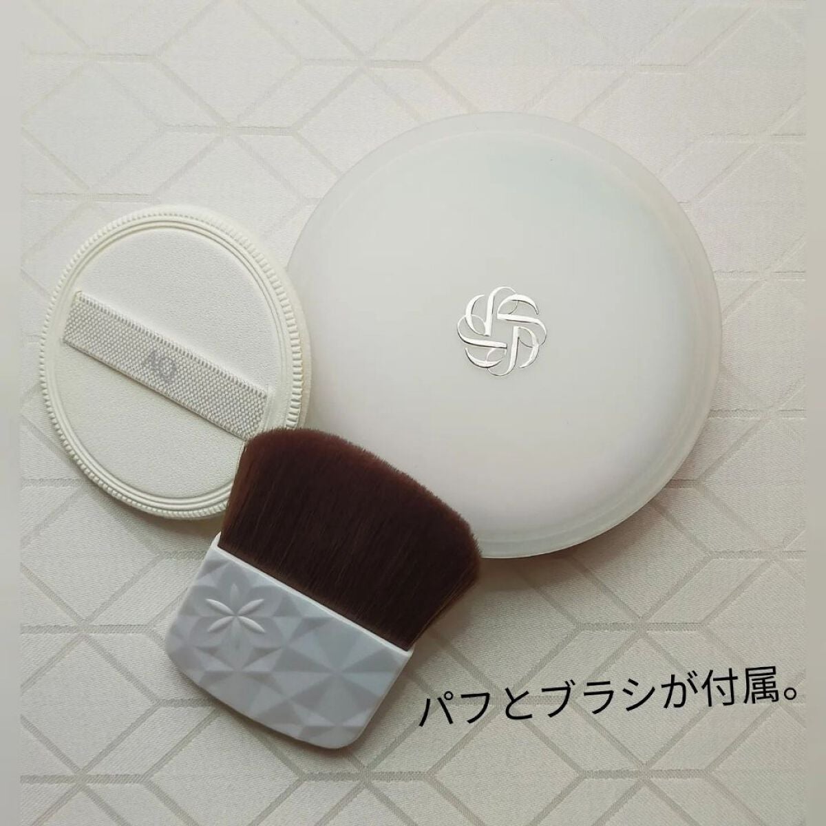 AQ オーラ リフレクター/DECORTÉ/プレストパウダーを使ったクチコミ(2枚目)